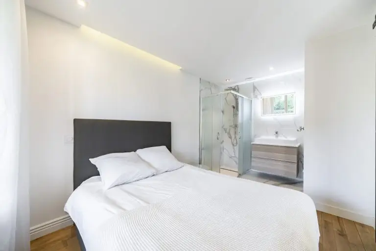 Chambre en suite optimisée